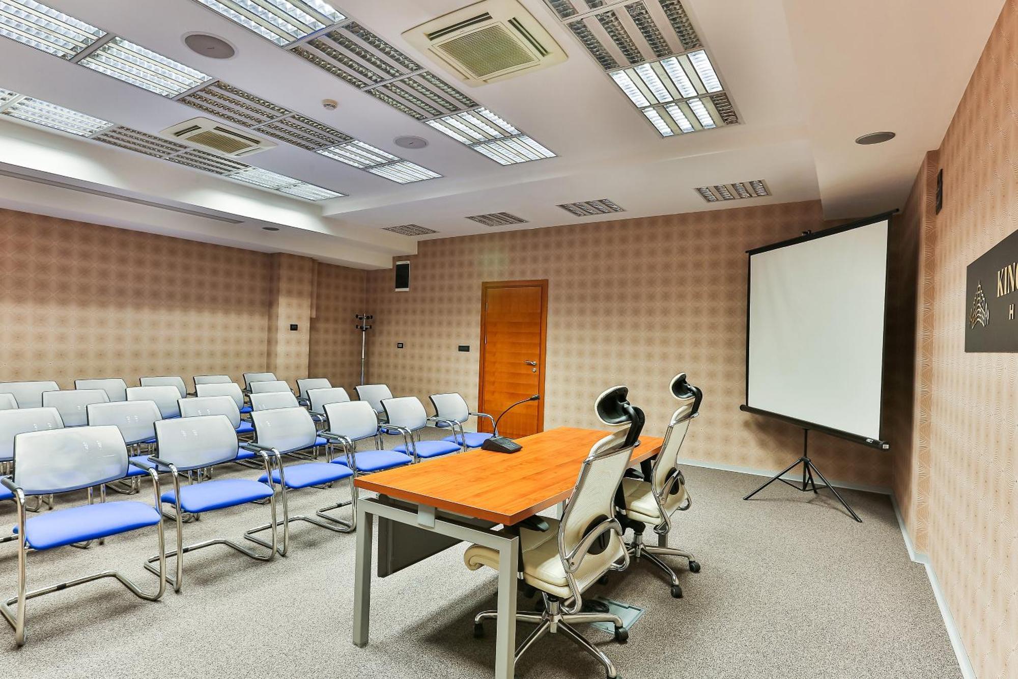 Kings Park Hotel Podgorica Ngoại thất bức ảnh