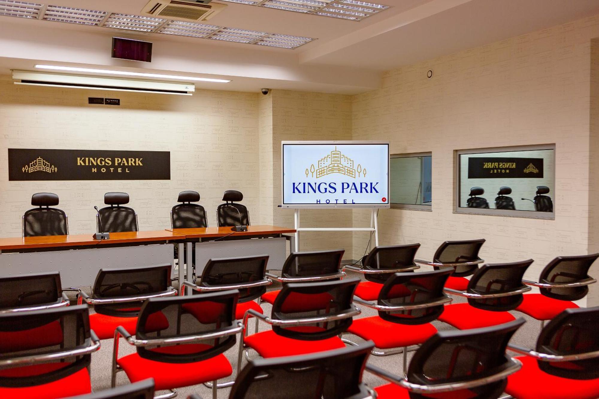 Kings Park Hotel Podgorica Ngoại thất bức ảnh