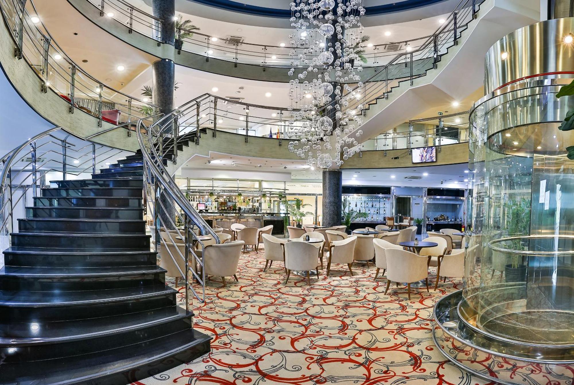 Kings Park Hotel Podgorica Ngoại thất bức ảnh