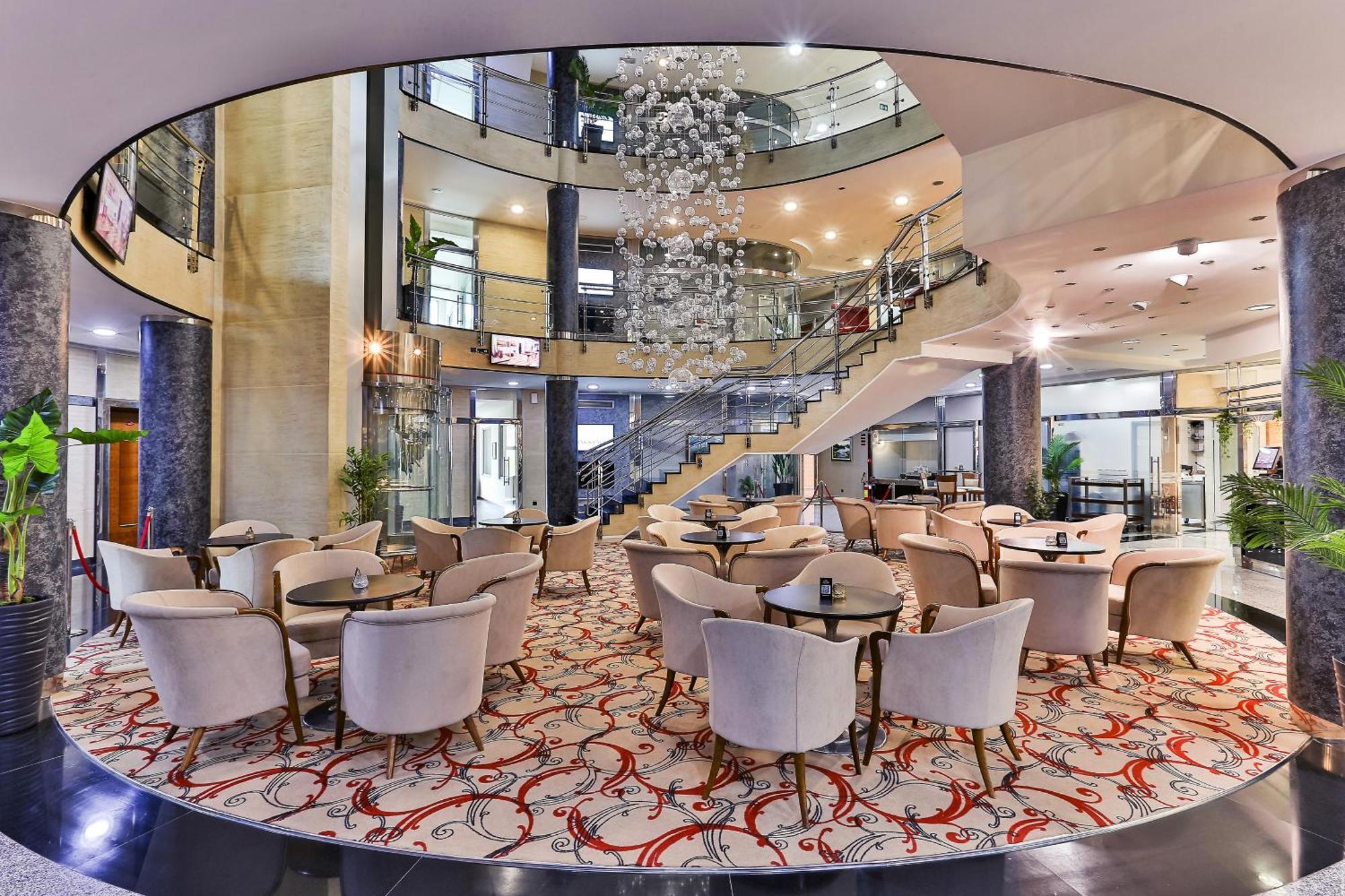 Kings Park Hotel Podgorica Ngoại thất bức ảnh