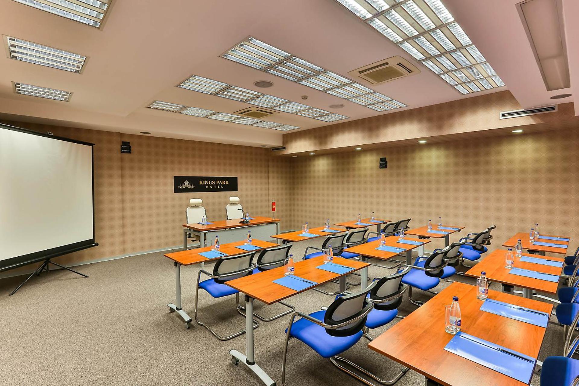 Kings Park Hotel Podgorica Ngoại thất bức ảnh